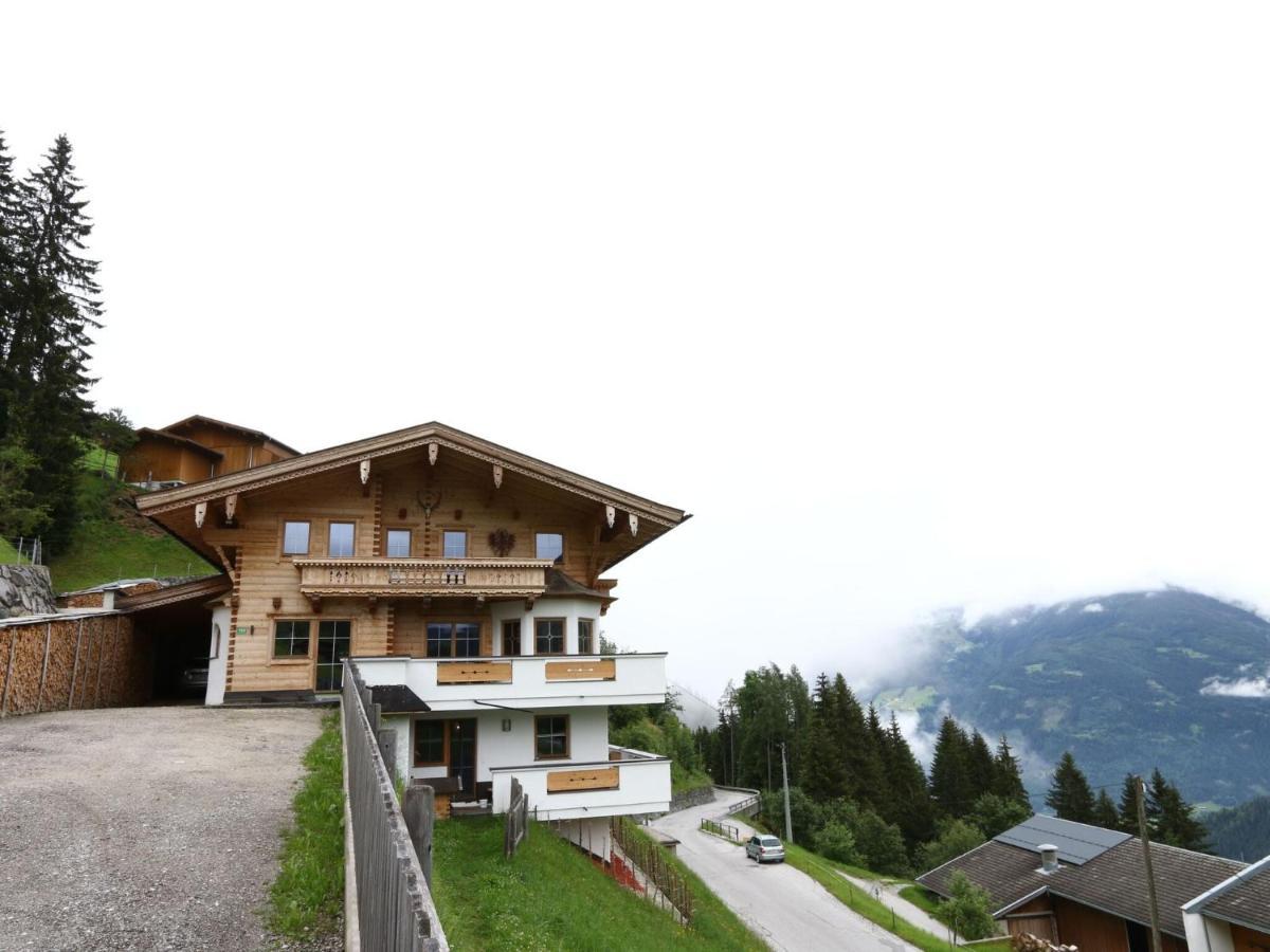 Holiday Flat Schoeser, Fuegen Fuegenberg Zewnętrze zdjęcie