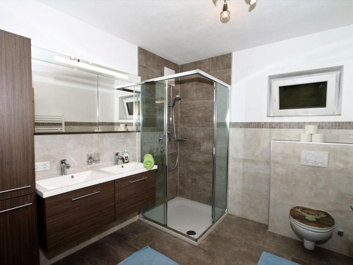 Holiday Flat Schoeser, Fuegen Fuegenberg Zewnętrze zdjęcie